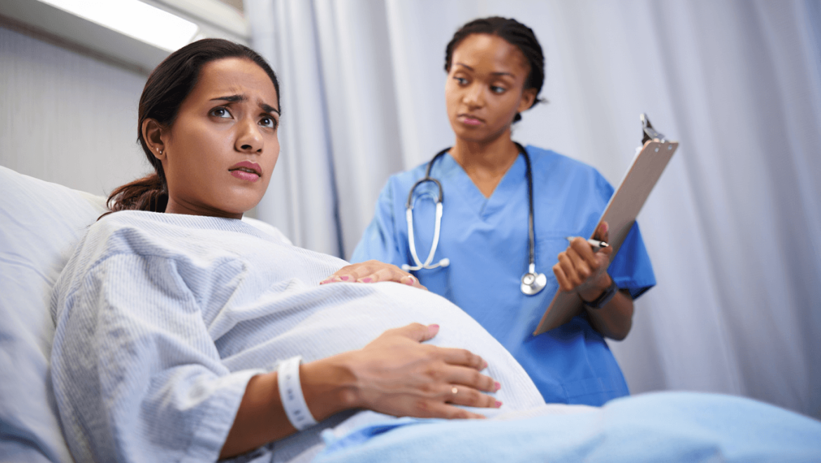 La grippe chez la femme enceinte : que faire, quels risques ?