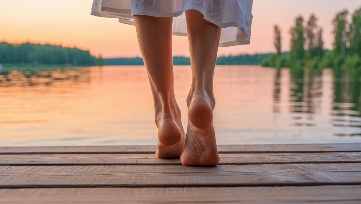 L'hamamélis, un remède naturel contre les jambes lourdes